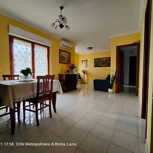 Appartamento Comodo e luminoso appartamento a Ciampino, Ciampino
