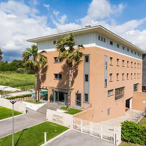 Hotel Ardeatina Park, Castel di Leva