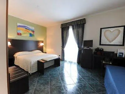 Hotel Palacavicchi Ciampino 3*,
