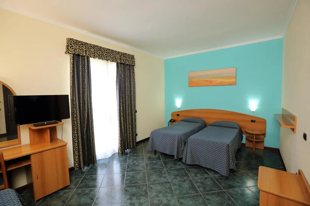 Hotel Palacavicchi Ciampino 3*,  Italy